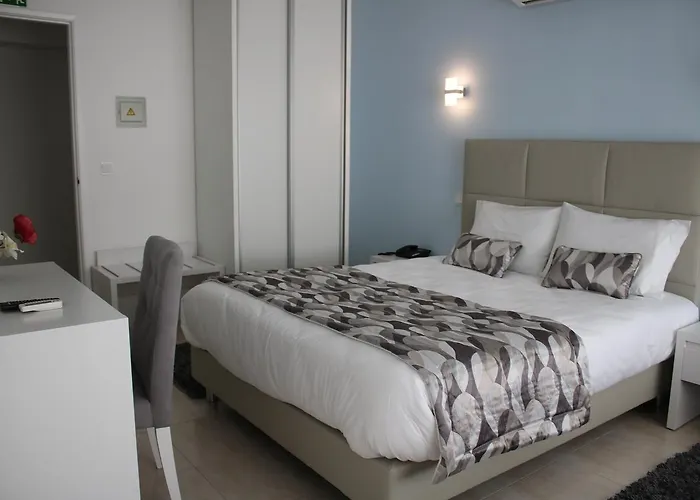 Ancora Mar 2* נאזרה