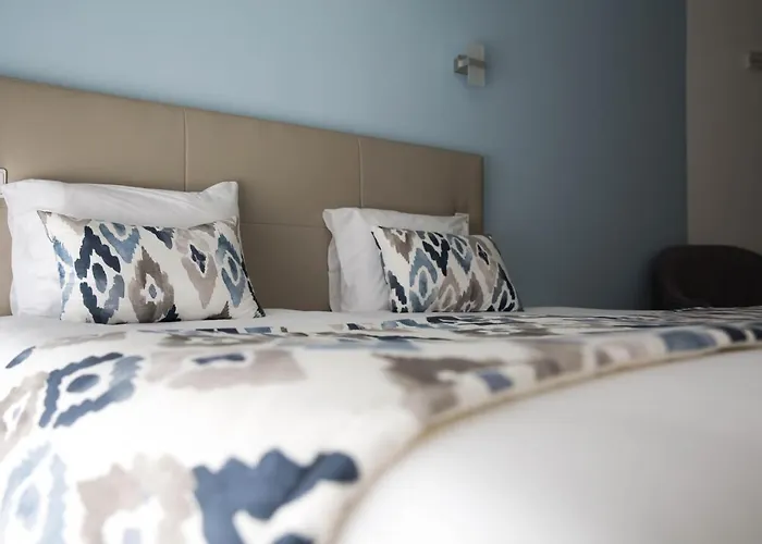 Ancora Mar 2* נאזרה